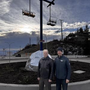 Silver Star Roundabout Art Feature